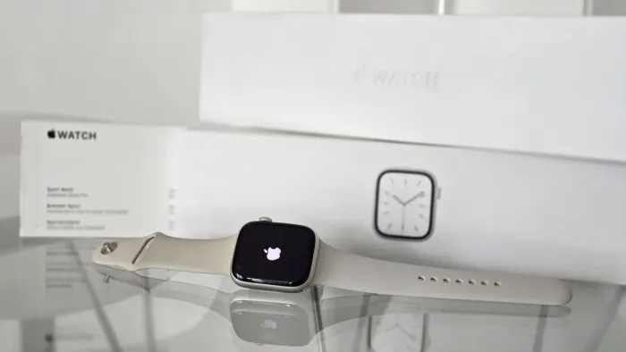 Apple Watch Series 7 45mm Starlight