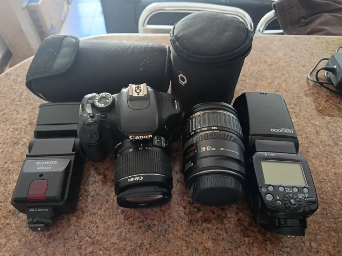  Canon 3TI com lentes 