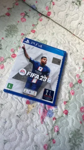 Vendo fifa 23 ps4 e aceito troca em pes
