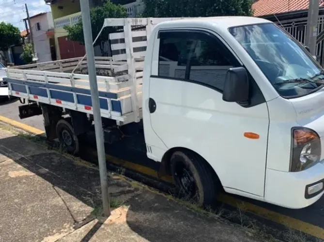 Hyundai HR carroceria 2014