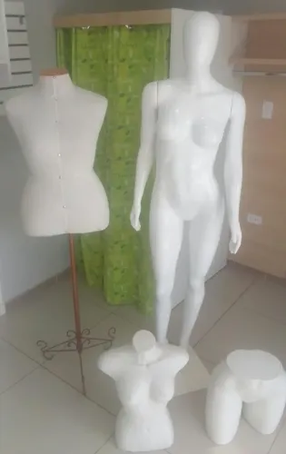 Manequim feminino Tam 40, busto e base tamanho 40, manequim plus size 46