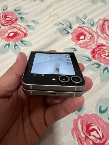 SamsungZ FLIP 6 - 256GB