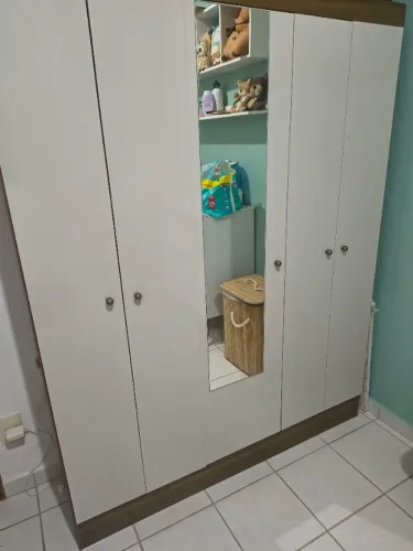 Guarda roupa infantil