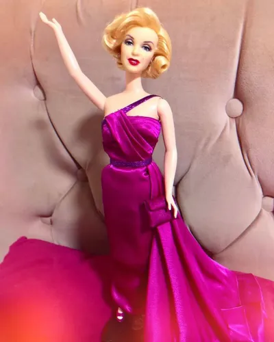 Marilyn Monroe - Barbie Collector