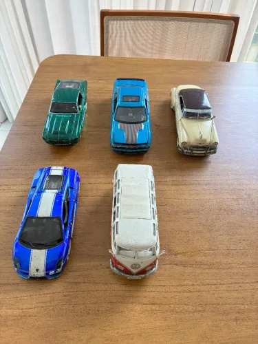 Carros miniatura