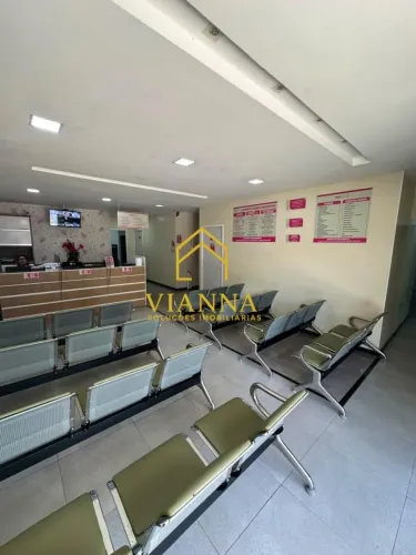 ? CENTRO MÉDICO PRÉDIO COMERCIAL COM MAIS DE 1.000m² EM PROPRIÁ/SE