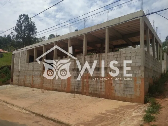 Galpão em Águas de Lindóia, 778 m² área útil, 992 m² terreno