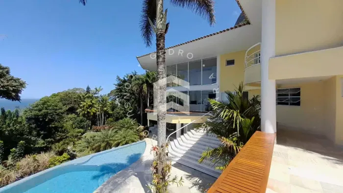 Compre Mansão de 4 Suítes com Vista Mar em São Conrado