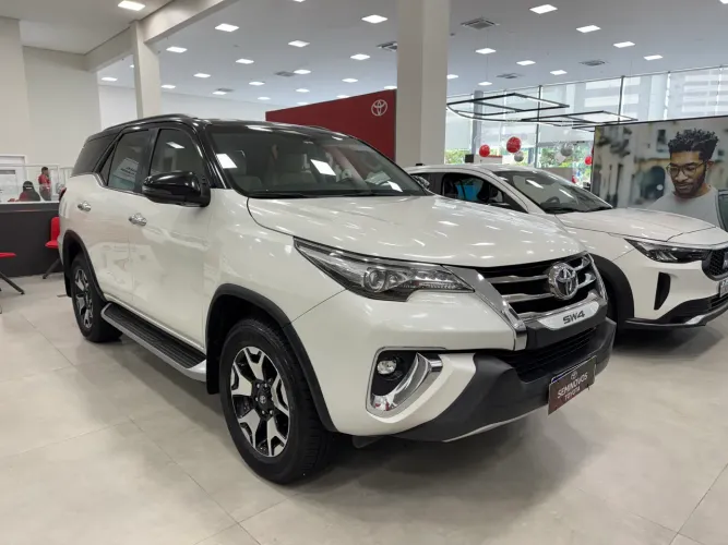 Toyota Hilux SW4 SRX Diamo. 4X4 2.8 TB DIE AUT 2019
