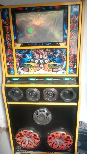 Vendo máquina de musica