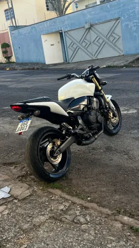 CB600 Hornet Branca