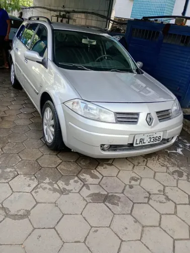 Renault Megane Grand Tour Dynam. Hi-flex 1.6 16V 2012