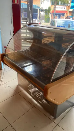 Vitrine refrigerada 220 watts