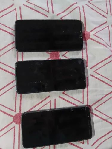 Vende-se celulares pra retirada de peças