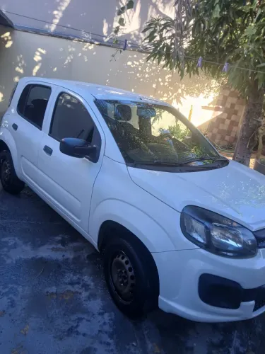 Fiat Uno Attractive 1.0 EVO Fire Flex 8V 5P 2020