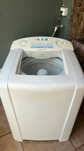 Doação 2 Máquinas de Lavar Roupa - nao funcionam - nao sei o motivo