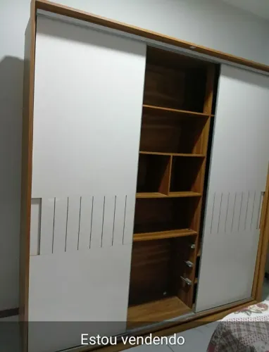 Guarda roupa