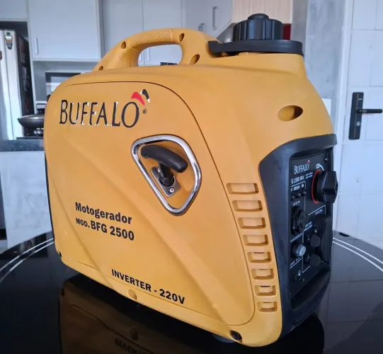 Vendo Gerador 2.5 KVA Búfalo 