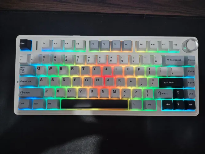 ? Teclado Aula F75 Glacier Blue - NOVO/ZERADO - R$400,00