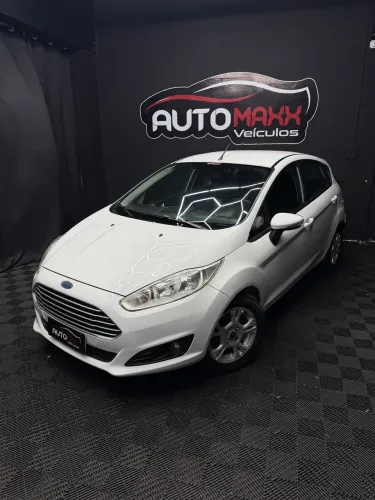 Ford Fiesta 1.6 16V Flex Aut. 5P 2015