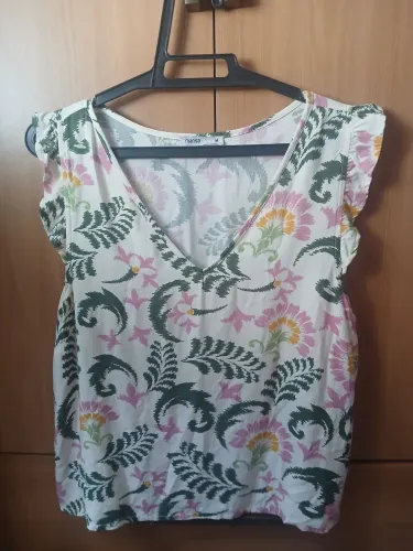 Blusa Marisa M tecido