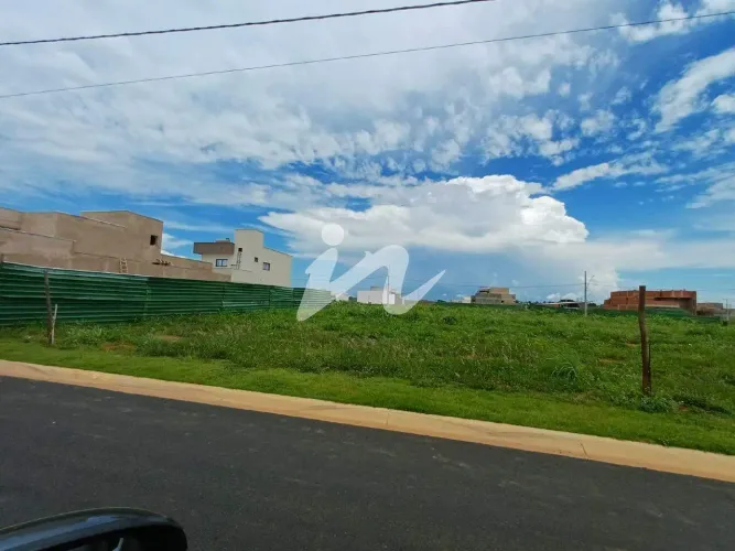 Terreno Residencial 306m² à venda | Novo Mundo, Uberlândia - MG