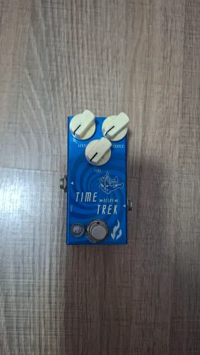 Pedais de guitarra, Delay e Chorus