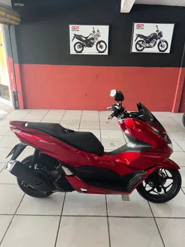 PCX 160 DLX 2024