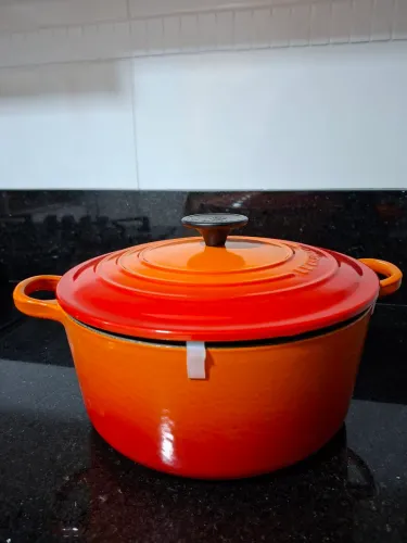 Panela Caçarola Le Creuset 24cm Original 4,2 L cor Flame