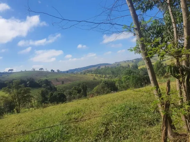 TERRENO À VENDA - ENTRE RIOS DE MINAS/MG