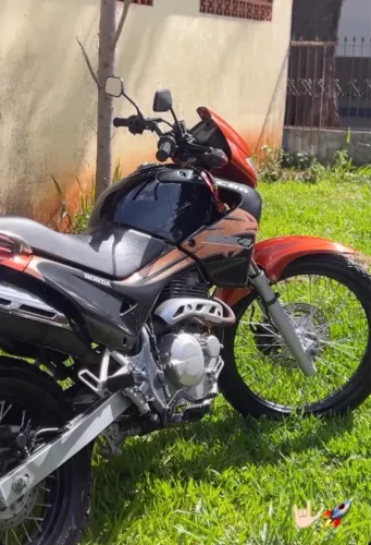 NX FALCON 400 /ano 2007