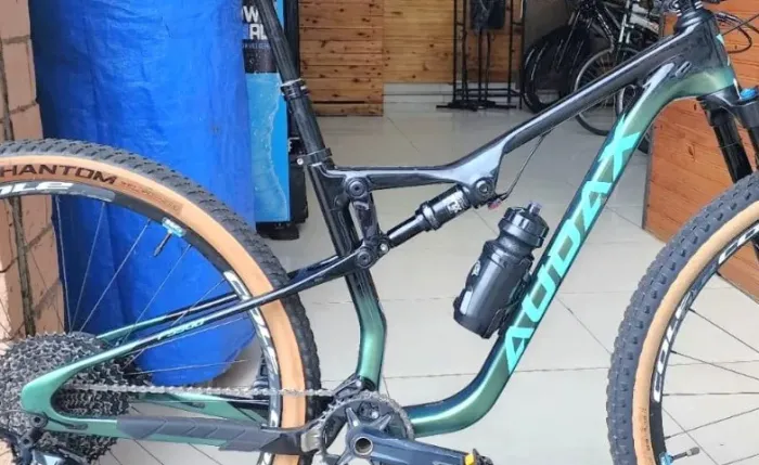 Quadro Audax Full Suspension Fs900 C/ Shock Fox Float Dps Ep Verde/preto