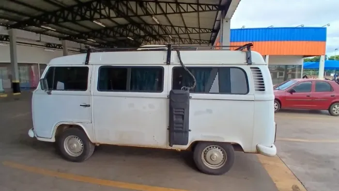 Volkswagen Kombi Standard/ Luxo/ Serie Prata 2001