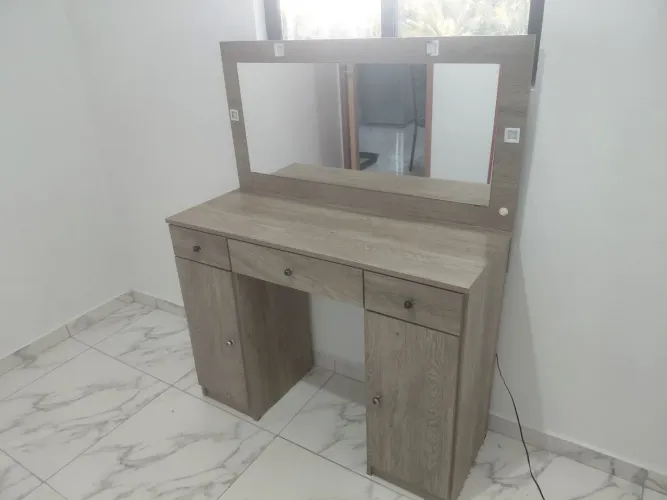 Penteadeira Camarim com Espelho e LED