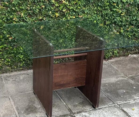Mesa tampo de vidro