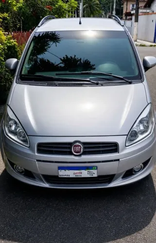 Fiat Idea Attractive 1.4 Fire Flex 8V 5P 2013