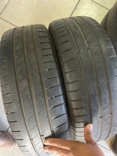 Pneus Goodyear 185/60/15