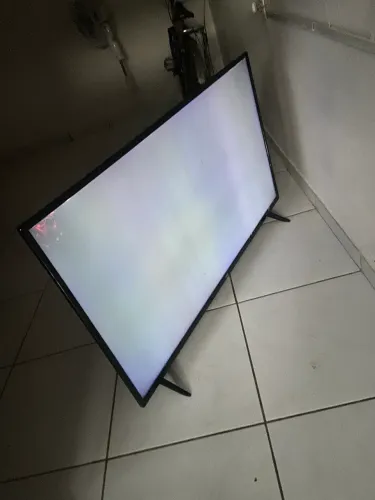 Vendo essa TV 50 polegadas AOC pra consertos 