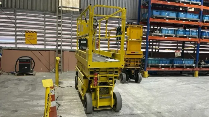 Plat Pantografica JLG 2030ES