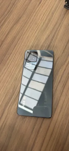     Xiaomi Poco F4 8/256GB - Sem Marcas, Excelente Estado