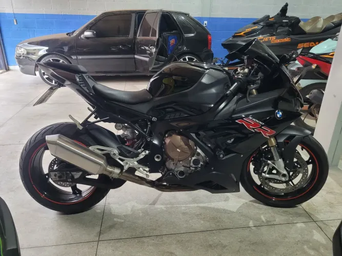 Moto BMW s1000 rr, mt 03, Biz 125.