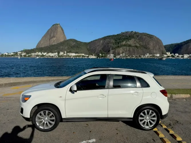 Mitsubishi ASX HPE AWD 2.0 16V Flex Aut. 2016