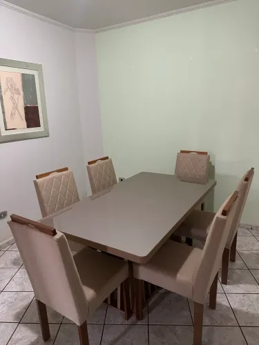 Mesa jantar com 6 cadeiras 