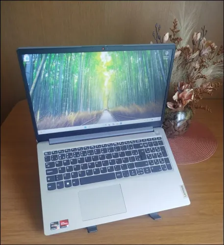 Dell Inspiron 15