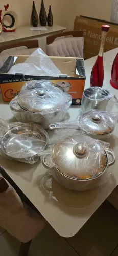 Vendo jogo de panelas inox