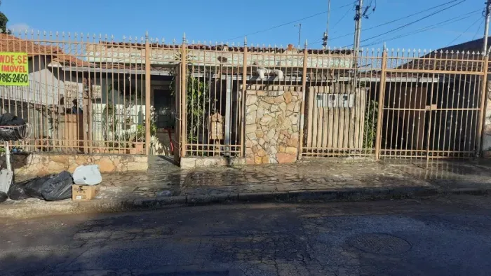 Casa no bairro Floramar proximo a av cristiano machado, lote 360 mt