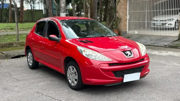 Peugeot 207 Active 1.4 Flex 8V 5P 2014