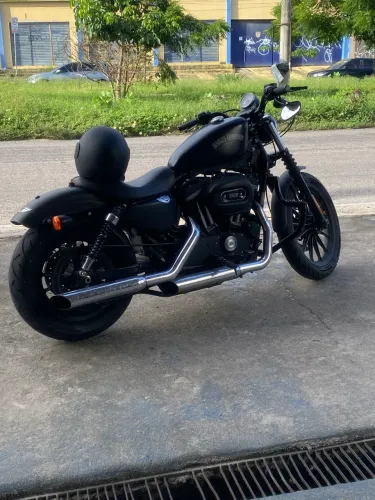Harley Iron 883 Black Out ? Banco Solo & Ronco Esportivo
