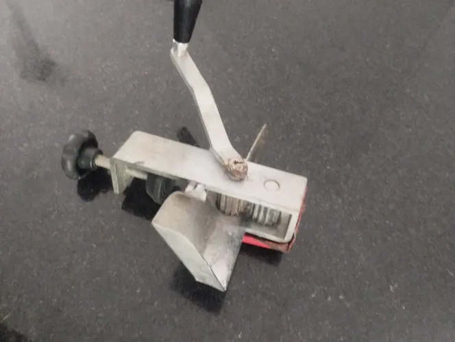 Descascador de pinhao