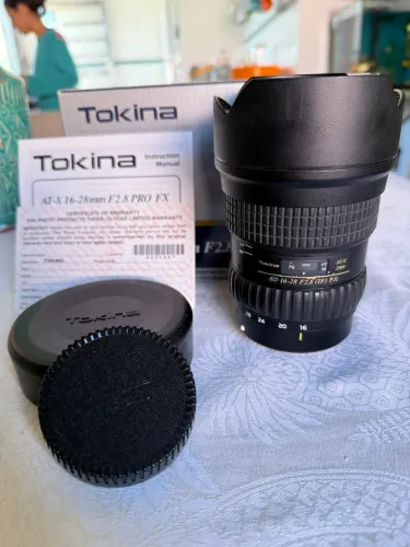 Lente 16-28mm F2.8 Tokina p/ Canon full-frame